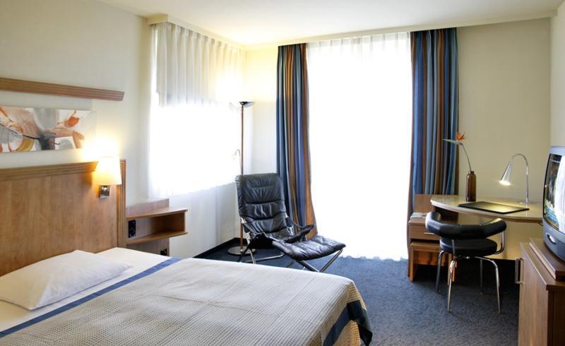 Nh Hamburg Horner Rennbahn Hotell Eksteriør bilde